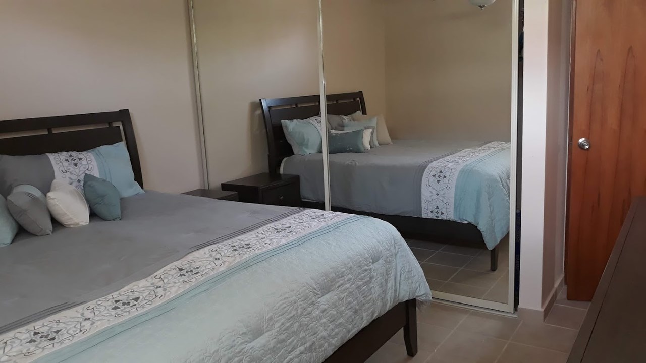 guest room 1