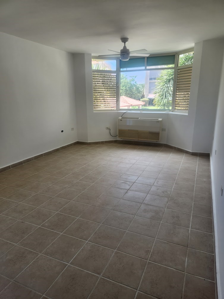 primary bedroom very spacious- has ensuite bath - and walk in closet